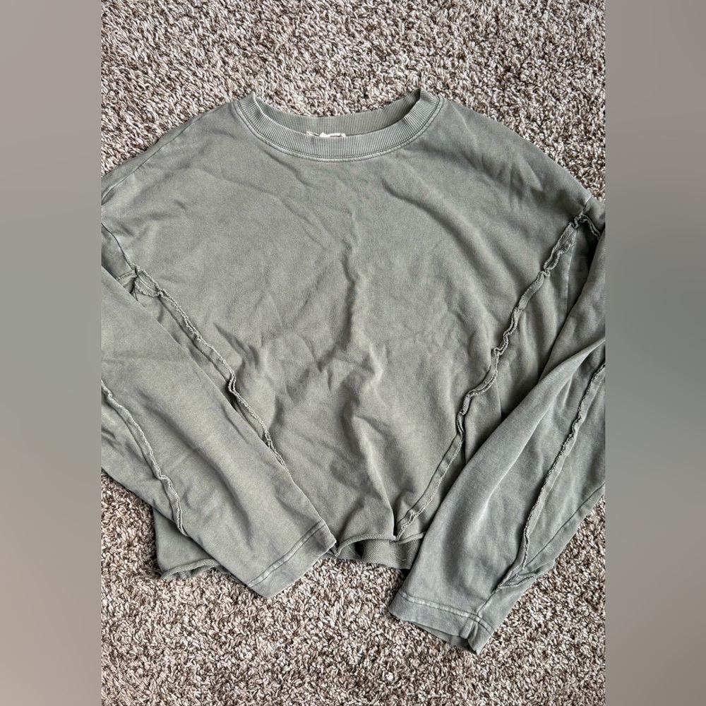 Easel pull over, size small EUC - image 1